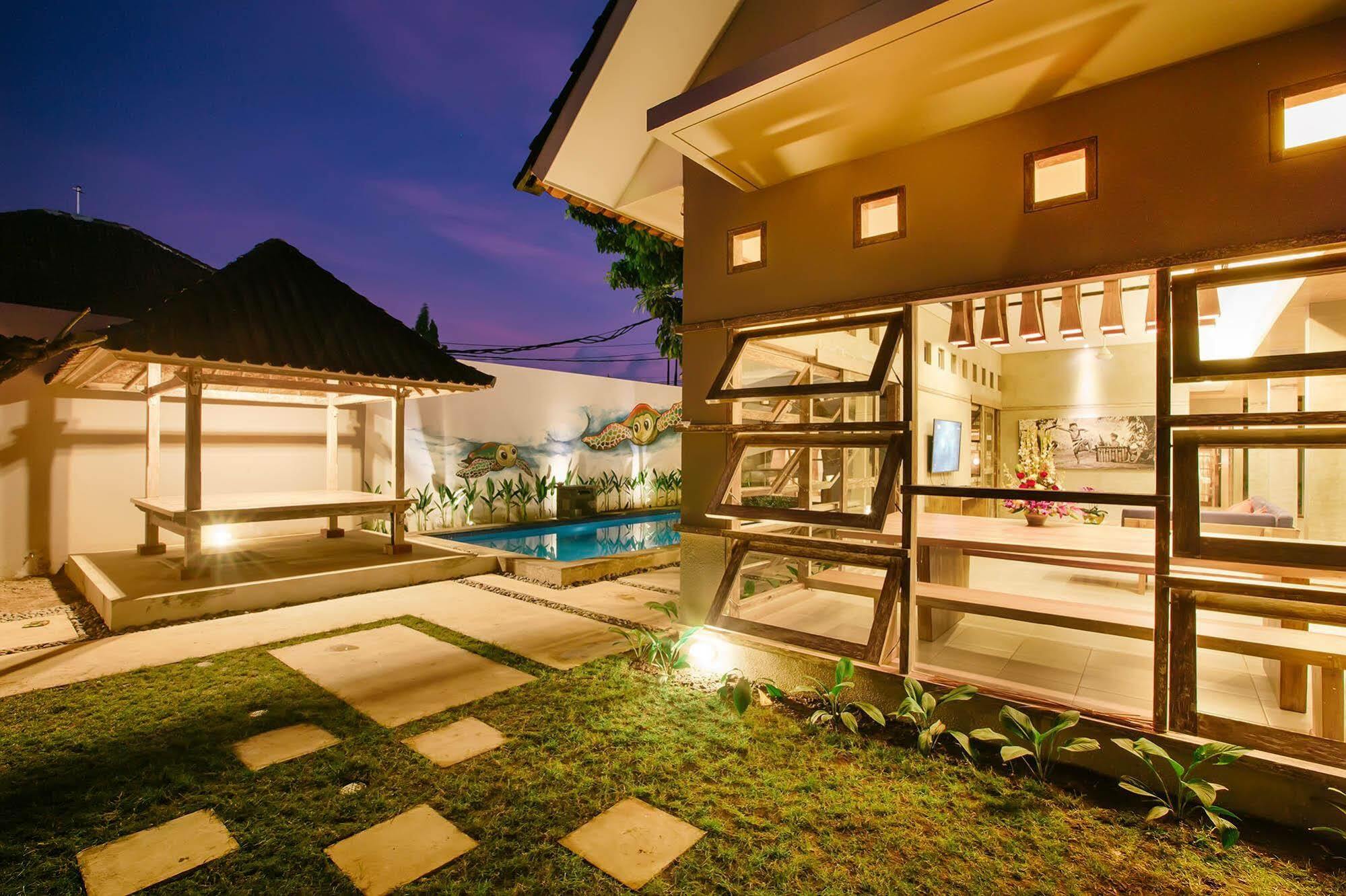 Lokal Bali Hostel Kuta Lombok Eksteriør bilde