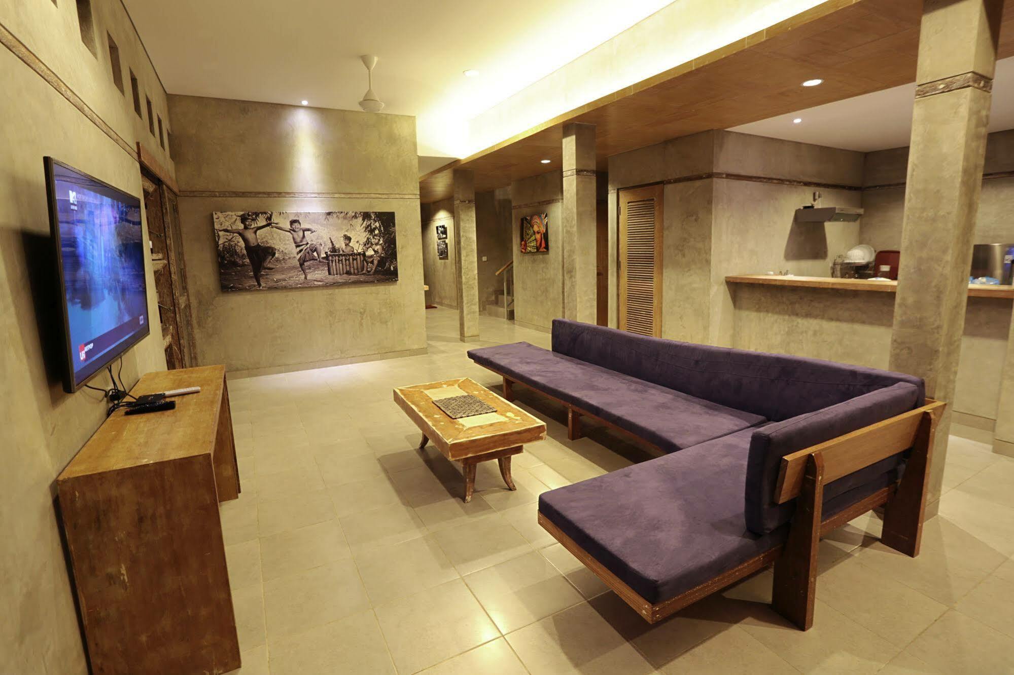 Lokal Bali Hostel Kuta Lombok Eksteriør bilde